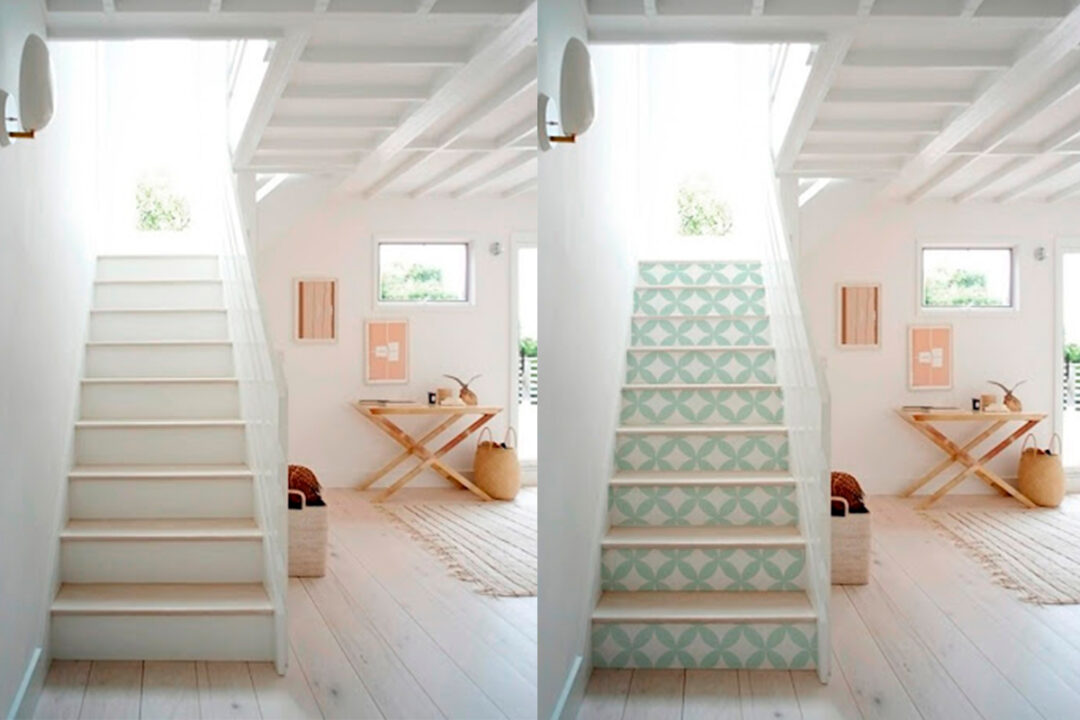Escalera grande de madera pintada para decoración.
